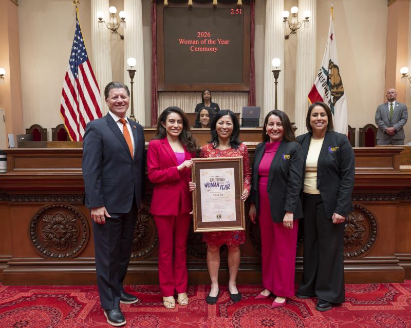 Senator Pérez standing with Joy Chen and Senate leaders at front of Senate Chambers